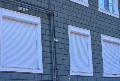 Comment les volets protègent-ils efficacement votre maison ?