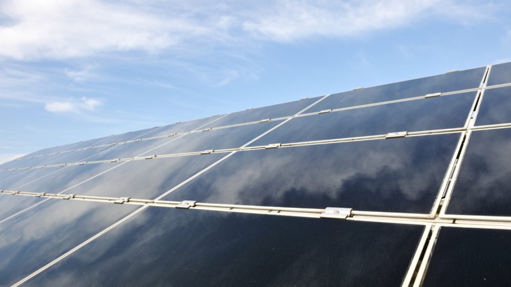Analyse des tarifs des installations photovoltaïques pour une habitation de 100 m²