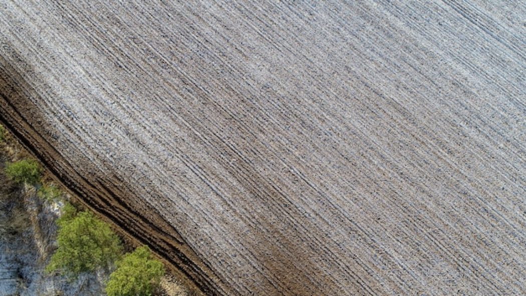 Optimisez vos chantiers avec une palette de géotextile : une solution économique et logistique