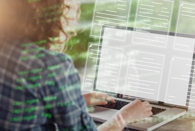 Réduire le papier et les erreurs : les bénéfices concrets d’un logiciel GED