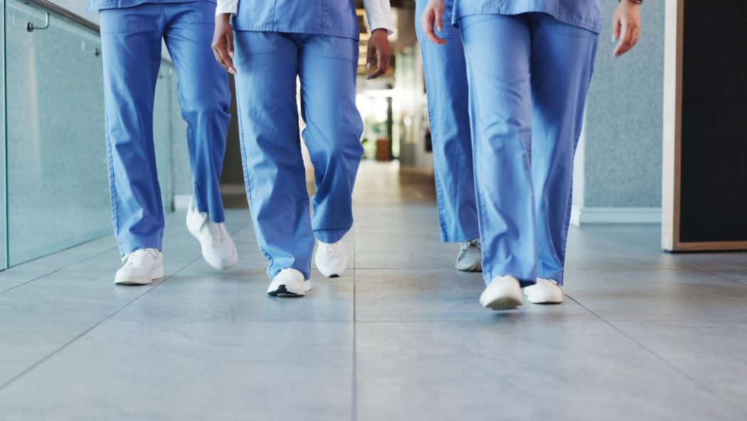 Chaussure médicale homme : comment choisir le modèle adapté à son métier ?